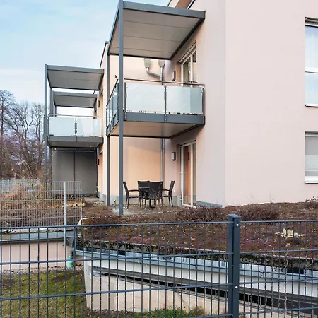 Apartment Premium Living - Terrasse & Fahrradweg